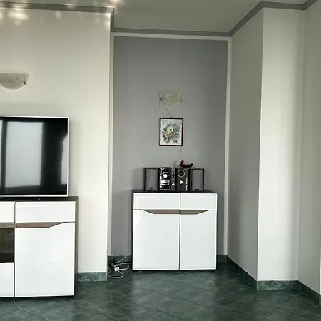 Appartamento Giani With Swimming Pool *